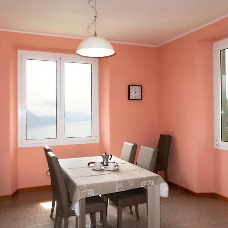 アパート Ferienwohnung プレージオ